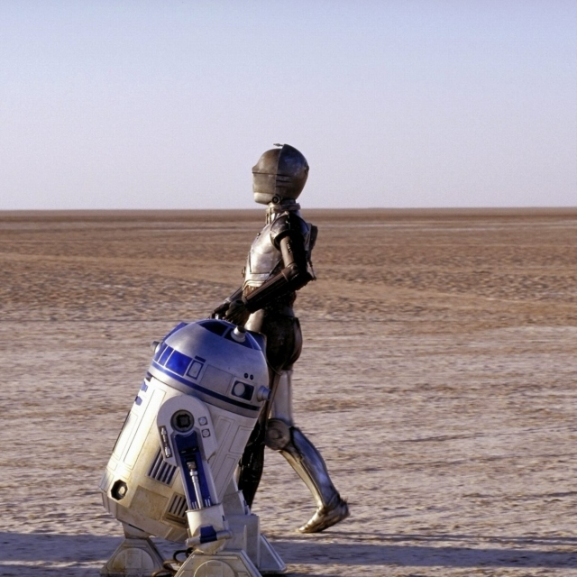 r2-c3po-tatooine-9411